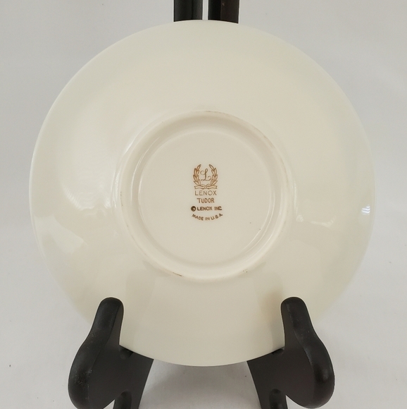 RARE and Discontinued Lenox Tudor Saucer - Picture 3 of 4